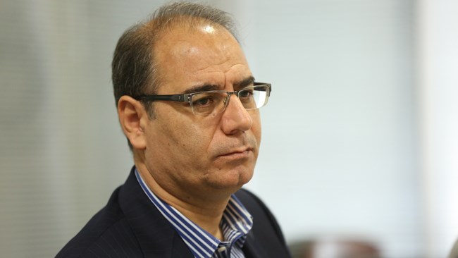 هشدار نسبت به آشفتهسازی ذهن جامعه درباره کارتهای بازرگانی هشدار نسبت به آشفتهسازی ذهن جامعه درباره کارتهای بازرگانی
