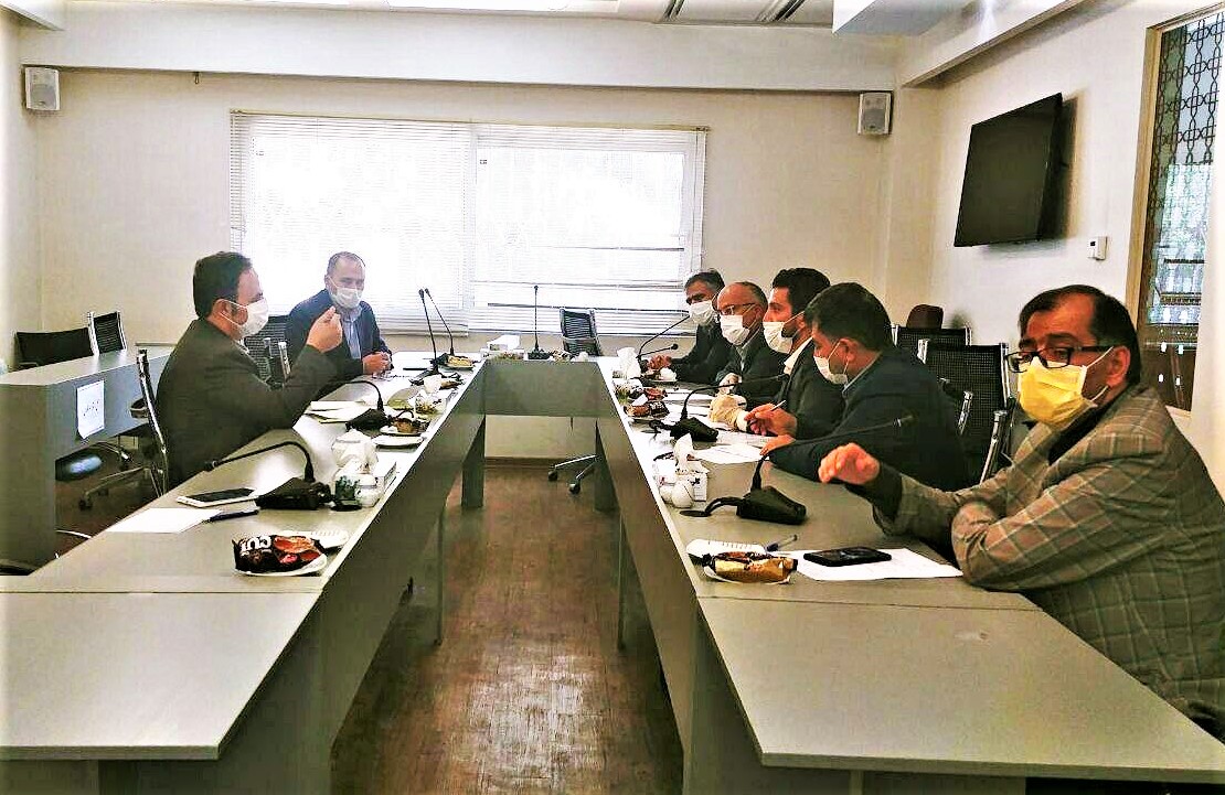 جایگاه «مسئولیت اجتماعی» شرکت ها در توسعه اقتصادی مناطق محروم استان جایگاه «مسئولیت اجتماعی» شرکت ها در توسعه اقتصادی مناطق محروم استان