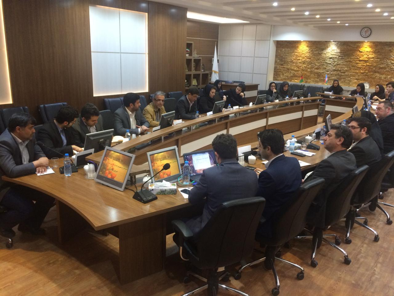 رئیس پارک علم و فناوری خراسان تاکید کرد: پروژه آموزش شغلی دوگانه؛ بسترساز ارتقای رویکردهای مهارتی و دانش افزایی در بنگاه های اقتصادی رئیس پارک علم و فناوری خراسان تاکید کرد: پروژه آموزش شغلی دوگانه؛ بسترساز ارتقای رویکردهای مهارتی و دانش افزایی در بنگاه های اقتصادی