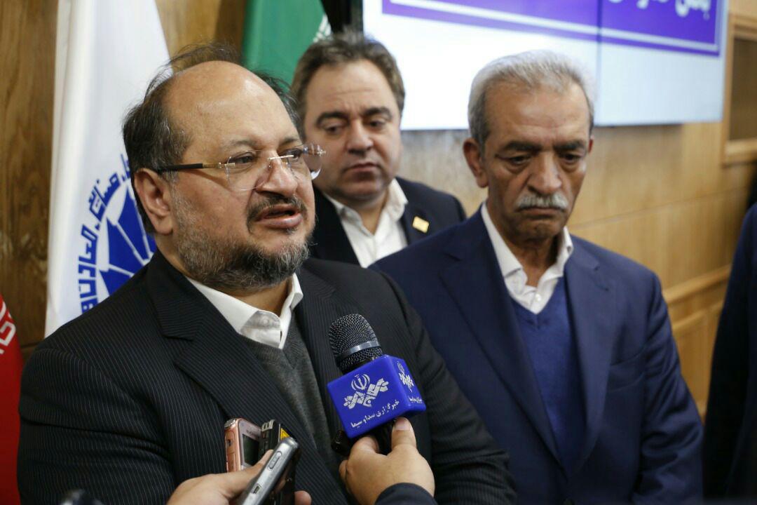 شریعتمداری: ضرورت کاهش نرخ سود تسهیلات اعطایی بانک ها با هدف صیانت از فرصت های شغلی موجود شریعتمداری: ضرورت کاهش نرخ سود تسهیلات اعطایی بانک ها با هدف صیانت از فرصت های شغلی موجود