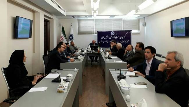 تشکیل کارگروه حفظ و صیانت از سرمایهگذاریهای موجود در استان تشکیل کارگروه حفظ و صیانت از سرمایهگذاریهای موجود در استان