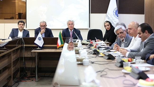 رییس اتاق ایران در نشست روسای کمیسیون‌های تخصصی اتاق ایران : ستادی از نخبگان مامور رسیدگی به مشکلات کشور می‌شوند