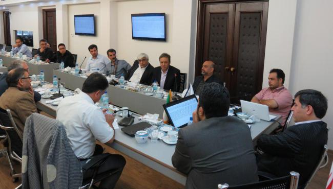 اعضای کمیسیون معدن اتاق بازرگانی خراسان رضوی نسبت به کاهش چشمگیر صدور پروانههای اکتشاف ابراز نگرانی کردند؛ ضرورت اجرای «پنجره واحد»، به منظور خروج بخش معدن از رکود اعضای کمیسیون معدن اتاق بازرگانی خراسان رضوی نسبت به کاهش چشمگیر صدور پروانههای اکتشاف ابراز نگرانی کردند؛ ضرورت اجرای «پنجره واحد»، به منظور خروج بخش معدن از رکود