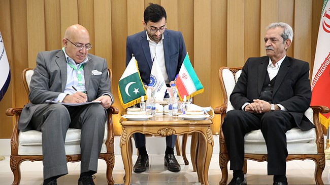 رئیس اتاق ایران در نشست با رئیس اتاق لاهور :  سازوکار تهاتر در مبادلات تجاری ایران و پاکستان اجرایی شود
