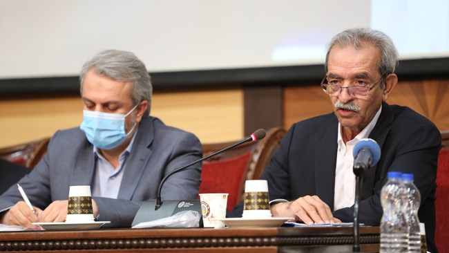 غلامحسین شافعی در هفدهمین نشست هیات نمایندگان اتاق ایران: بخش خصوصی خواستار کاهش هزینههای مبادله است غلامحسین شافعی در هفدهمین نشست هیات نمایندگان اتاق ایران: بخش خصوصی خواستار کاهش هزینههای مبادله است