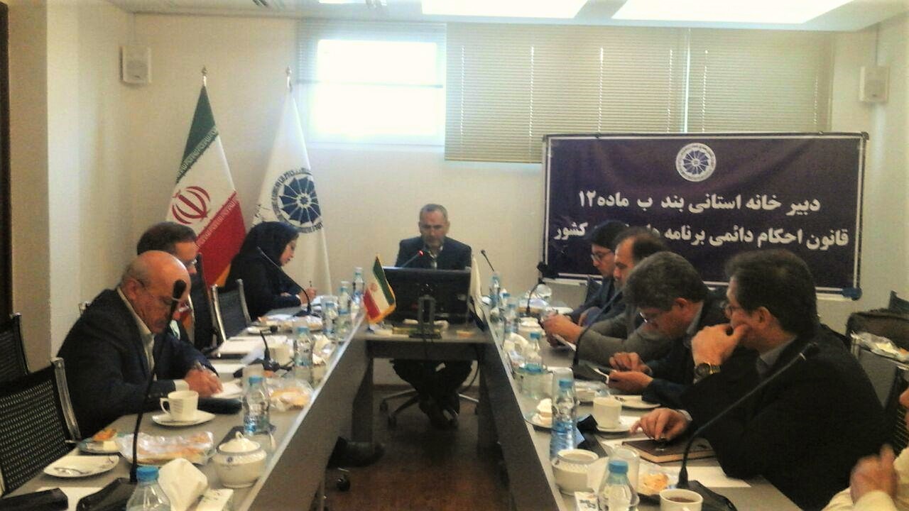 عدم تفویض اختیار به استان ها بسیاری از موانع را لاینحل باقی گذاشته است عدم تفویض اختیار به استان ها بسیاری از موانع را لاینحل باقی گذاشته است