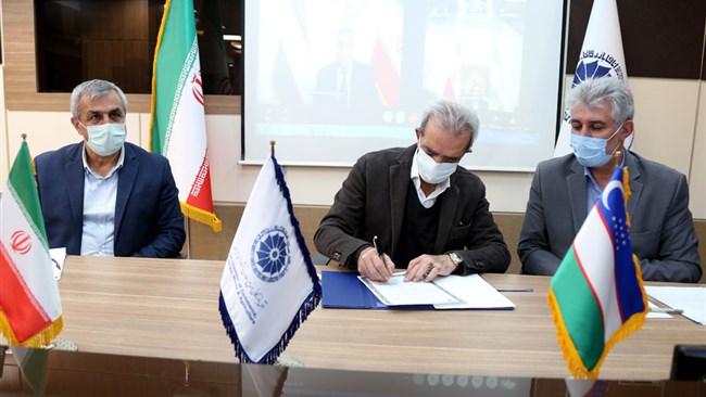 تفاهم‌نامه تشکیل کمیته مشترک بازرگانی ایران و ازبکستان امضا شد