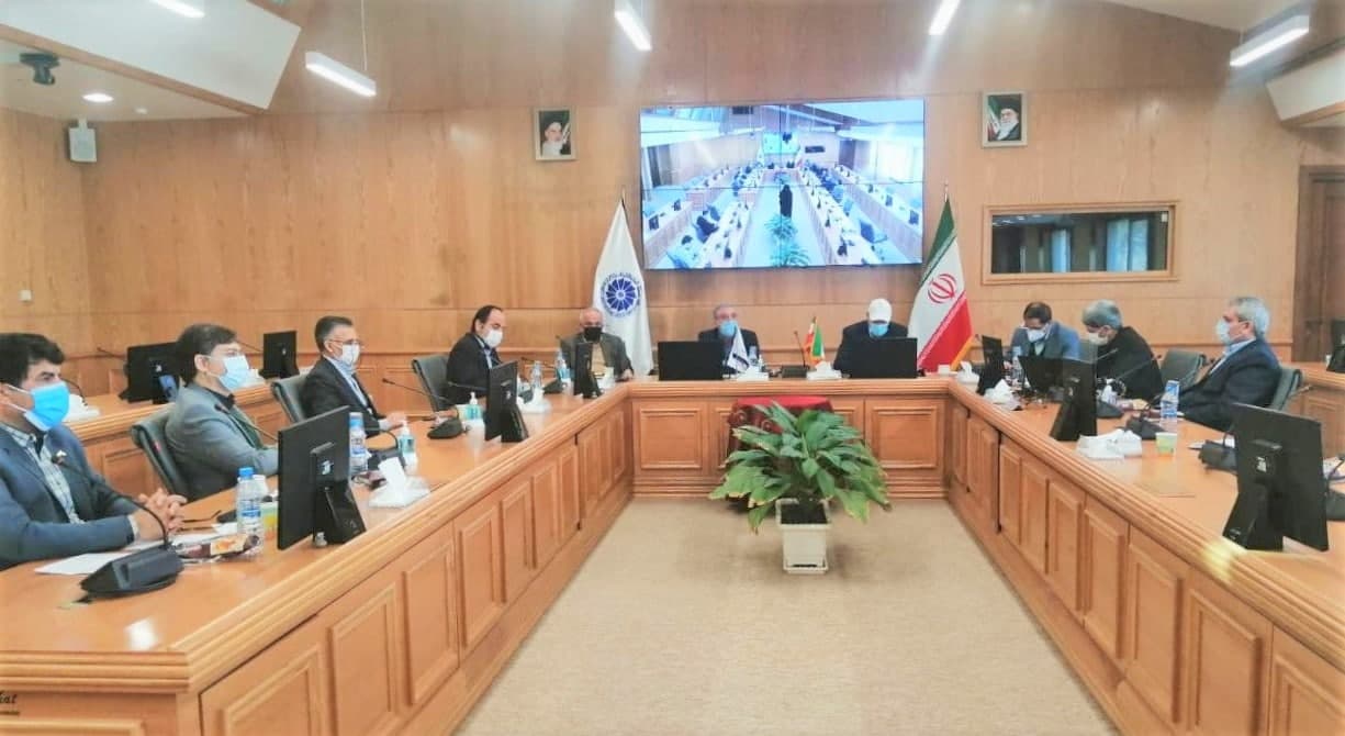 ضرورت بازنگری در قوانین گمرکی و واگذاری اختیارات بیشتر به بخش خصوصی ضرورت بازنگری در قوانین گمرکی و واگذاری اختیارات بیشتر به بخش خصوصی