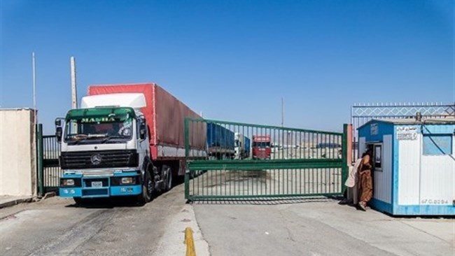 محدودیت‌های تردد کالای تجاری در مرز میرجاوه به طور کامل برداشته شد
