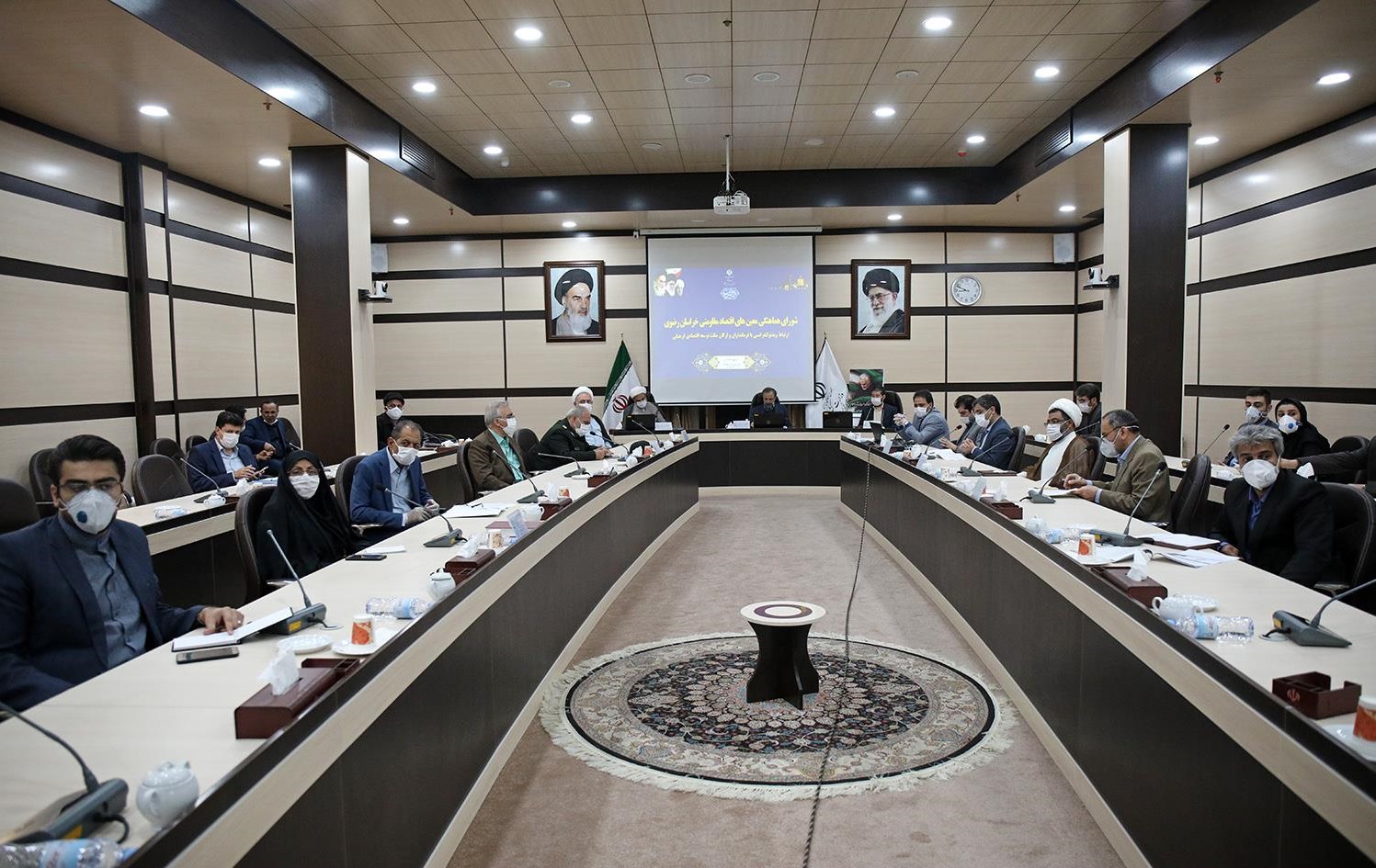 همگرایی دستگاه های دولتی و حاکمیتی استان برای پیگیری و تداوم الگوی مثلث توسعه اقتصادی-فرهنگی استان همگرایی دستگاه های دولتی و حاکمیتی استان برای پیگیری و تداوم الگوی مثلث توسعه اقتصادی-فرهنگی استان