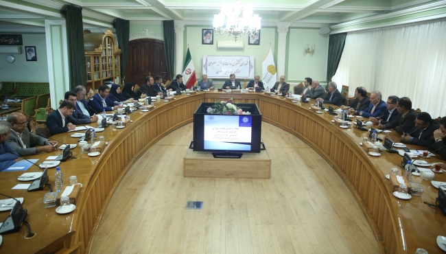 رئیس اتاق  ایران در پنجاه و دومین جلسه شورای گفتگوی دولت و بخش خصوصی خراسان رضوی عنوان کرد: بانک‌های استان در پرداخت تسهیلات عملکرد قابل قبولی ندارند