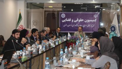 رئیس کمیسیون حقوقی و قضایی اتاق بازرگانی خراسان رضوی تاکید کرد:  برگزاری نخستین همایش «مالکیت فکری» با هدف گره‌گشایی از چالش‌های حقوقی و ارتقای آگاهی فعالان اقتصادی